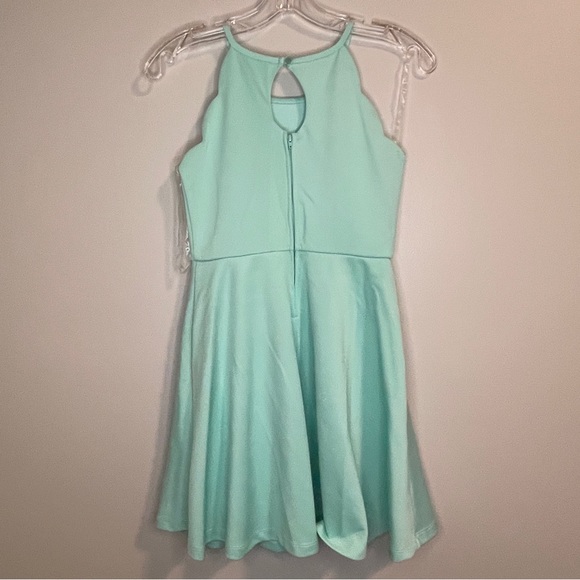 ZUNIE Mint Scalloped Homecoming Dress Size 12 - Picture 3 of 5